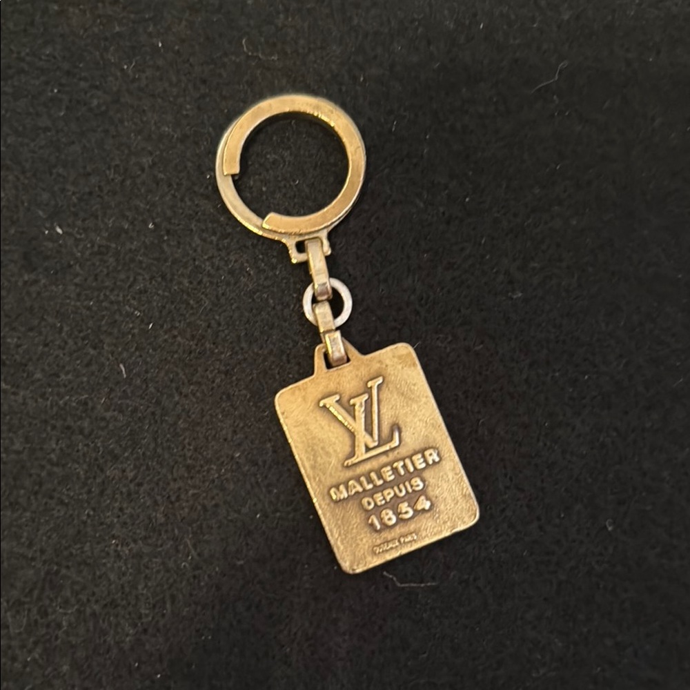 Louis Vuitton Vintage Authentic Malletier Depuis 1854 Keychain
